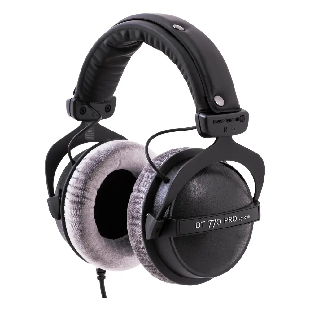 Photo of a Beyerdynamic DT 770 Pro 250 Ohm (Closed-back studio headphones)